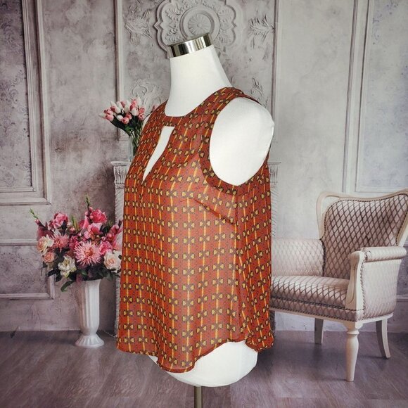ASTR the Label Orange Geometric Pullover Sleeveless Open Back Blouse Size Small - Picture 5 of 11